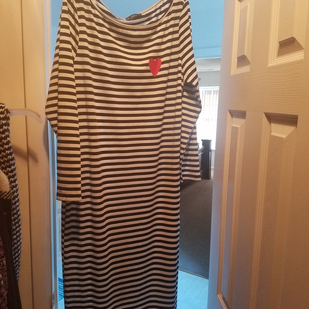 Black & white strip bodycon